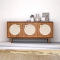 Buffet large imitation noyer avec portes en tissu et poignées en laiton